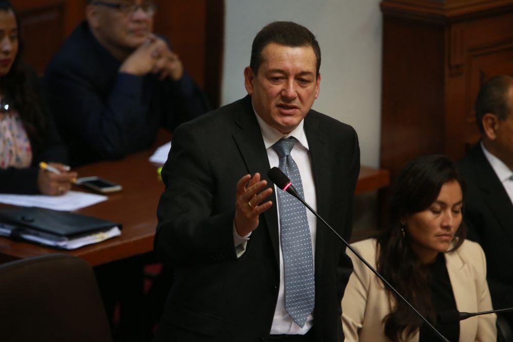 Reátegui a fiscal Peña Cabrera: “Tiene que hablar con pruebas, no con supuestos”