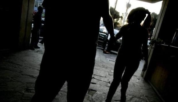 Dictan prisión preventiva para sujeto que golpeaba brutalmente a su hijo