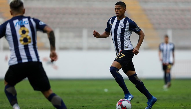 En 2018 consiguió consolidarse como titular en Alianza Lima | Foto: Agencias