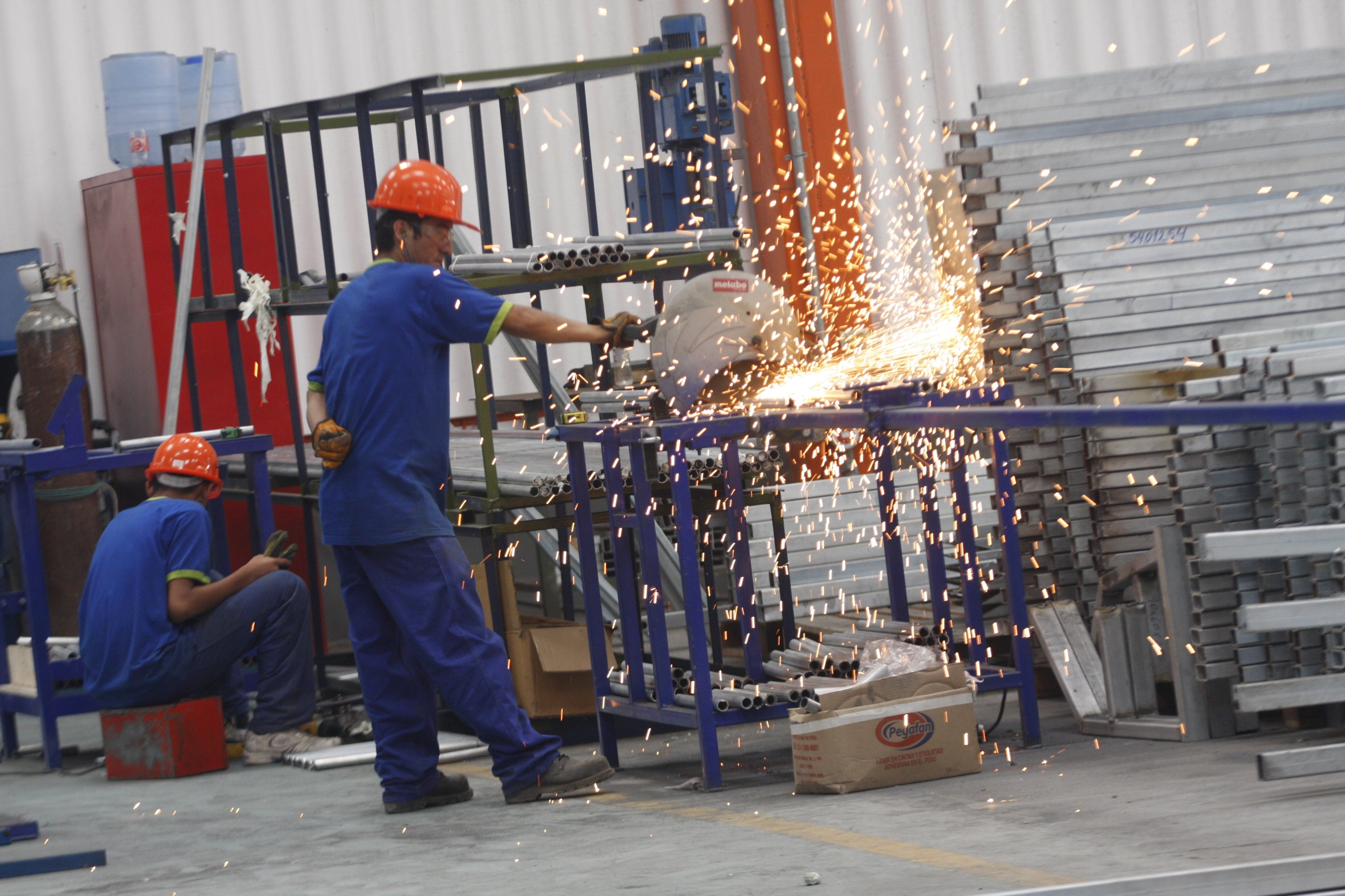 Empleo en Lima Metropolitana aumentó en 0.5% en últimos tres meses