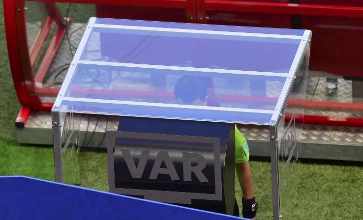 Rusia 2018: FIFA elogia los arbitrajes y el uso del VAR en el Mundial