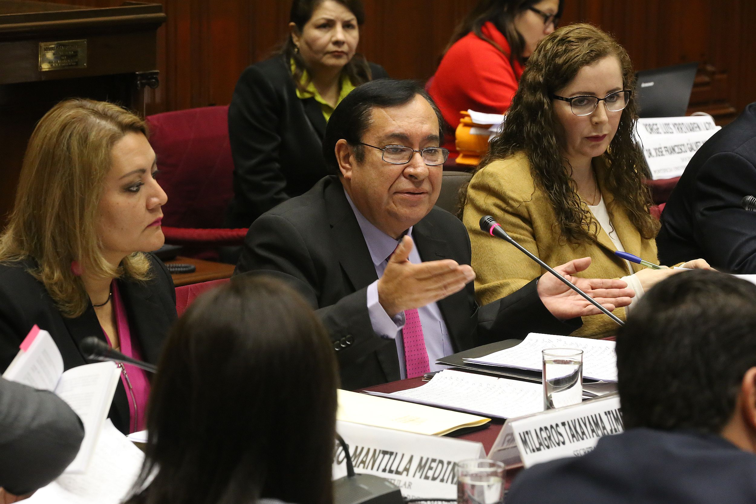 Víctor Prado pedirá al Congreso facultades para apartar jueces