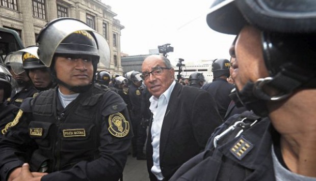 Congreso oficializa la vacancia de Edwin Donayre