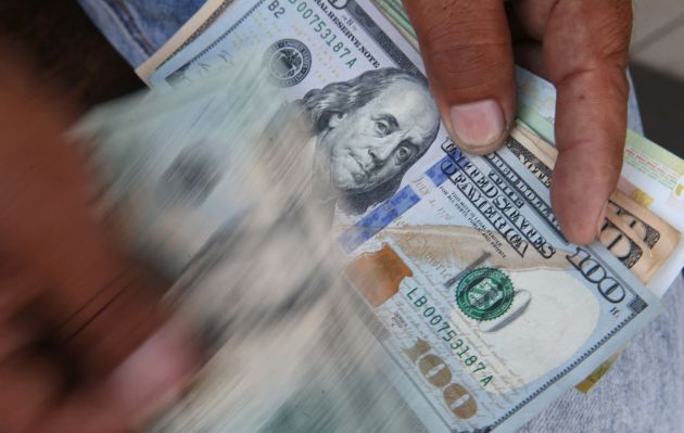 Tipo de cambio: Dólar se deprecia levemente ante caída global