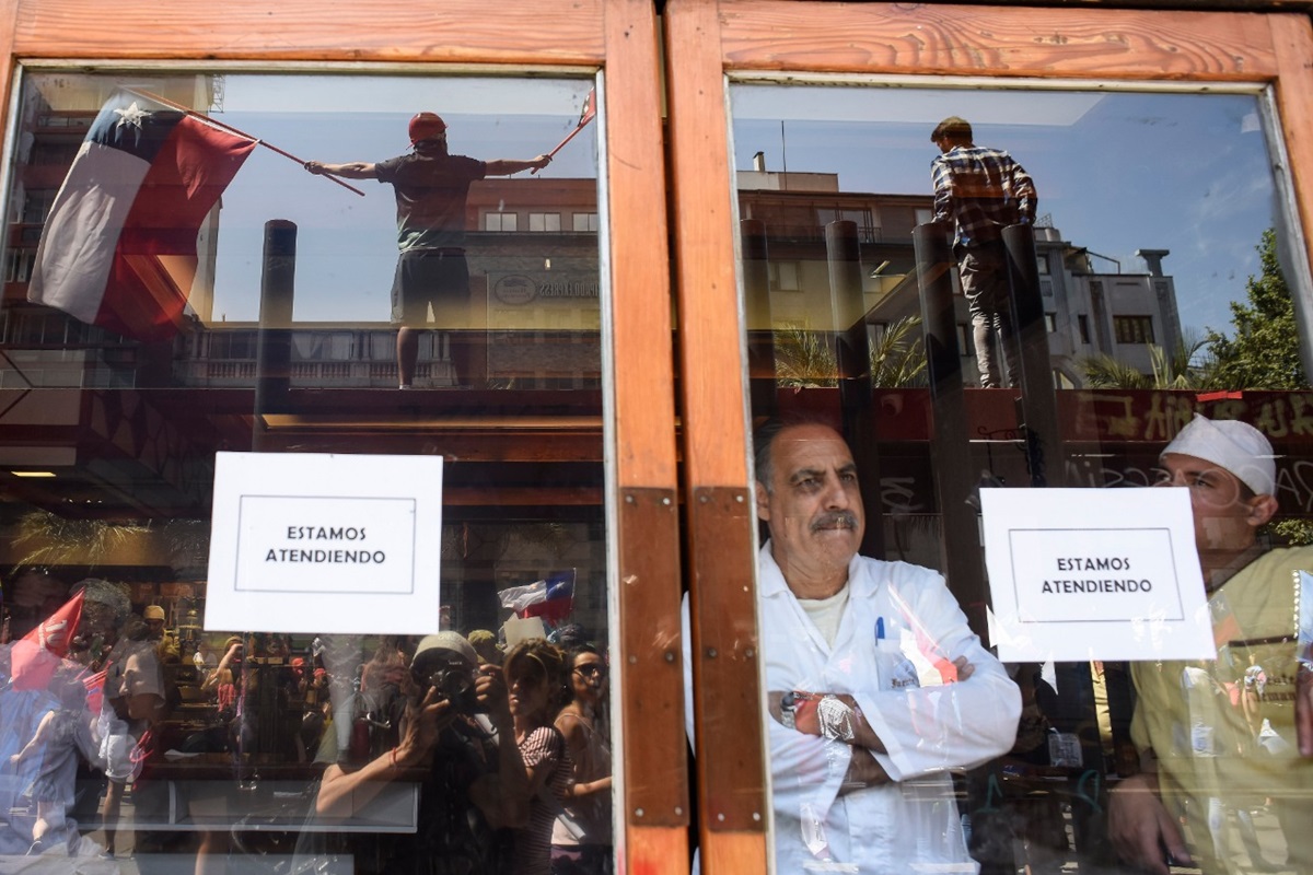 Chile: la situación que enfrentan los restaurantes peruanos en Santiago en medio de las protestas - El Comercio - Perú