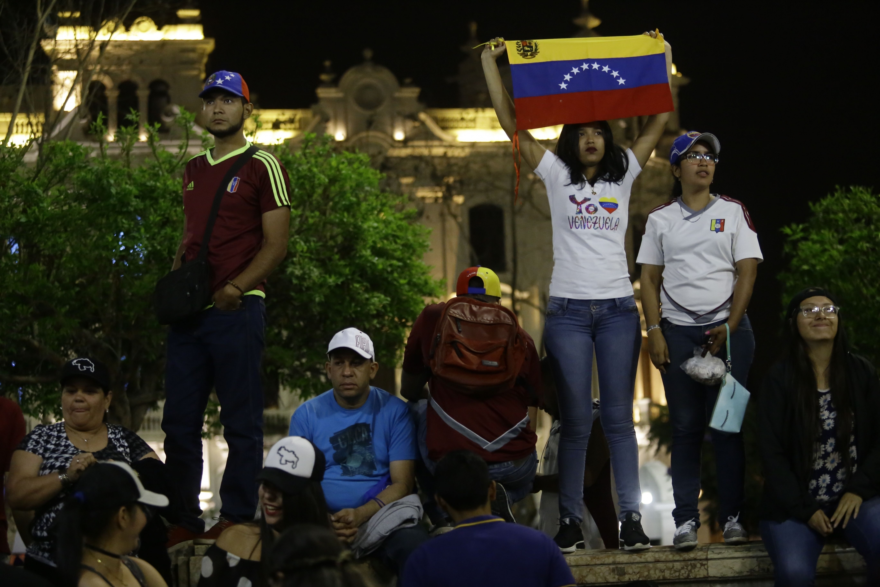 Migración venezolana deteriora salarios de trabajadores de mypes, según Macroconsult