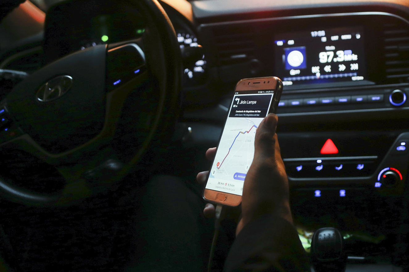 Uber se alía con BBVA y Mastercard para dar tarjeta débito a conductores en México