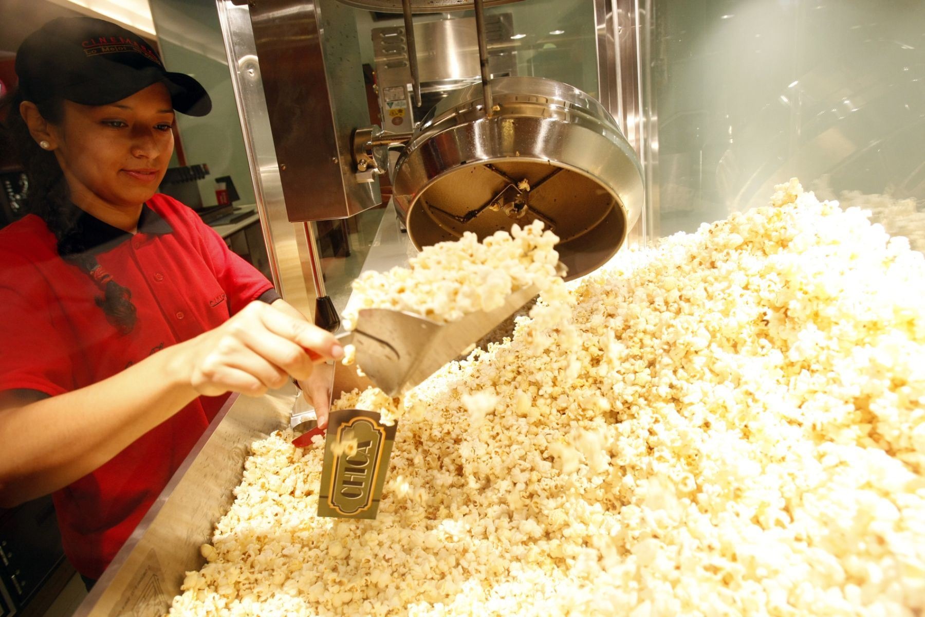 Poder Judicial desestima pedido de cines que buscaba anular ingreso de alimentos