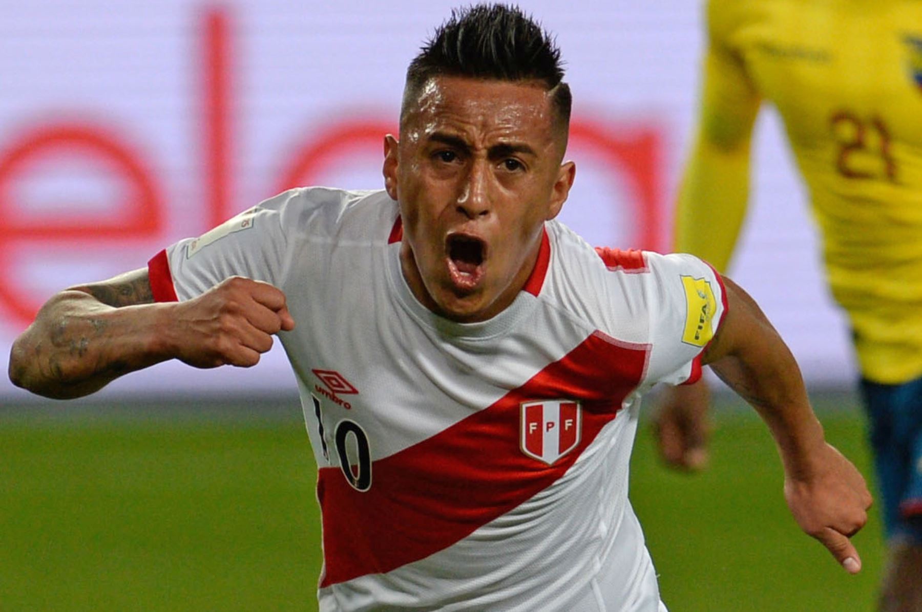 La respuesta de Cueva tras agresión verbal de pasajero en vuelo a Rusia