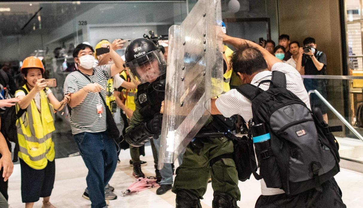 Violentas protestas se han vivido en el último mes en Hong Kong. (Foto: AFP)