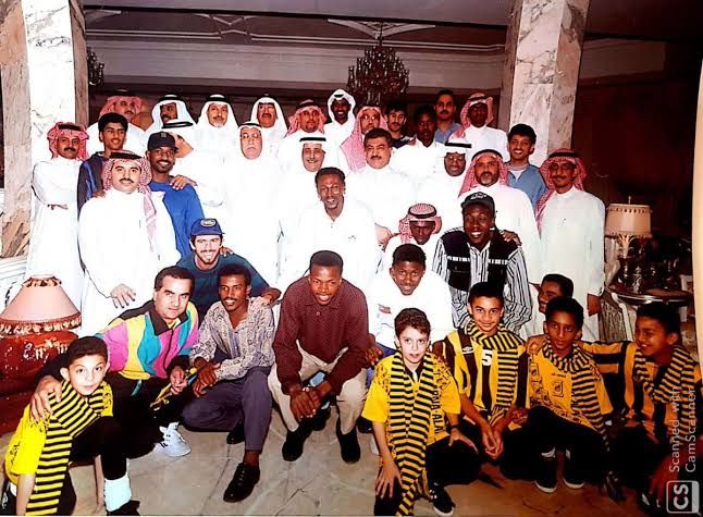 Alfondo 'Puchungo' Yañez campeonó en la Primera División Saudí con el Al-Ittihad en 1997. Alfondo 'Puchungo' Yañez campeonó en la Primera División Saudí con el Al-Ittihad en 1997.