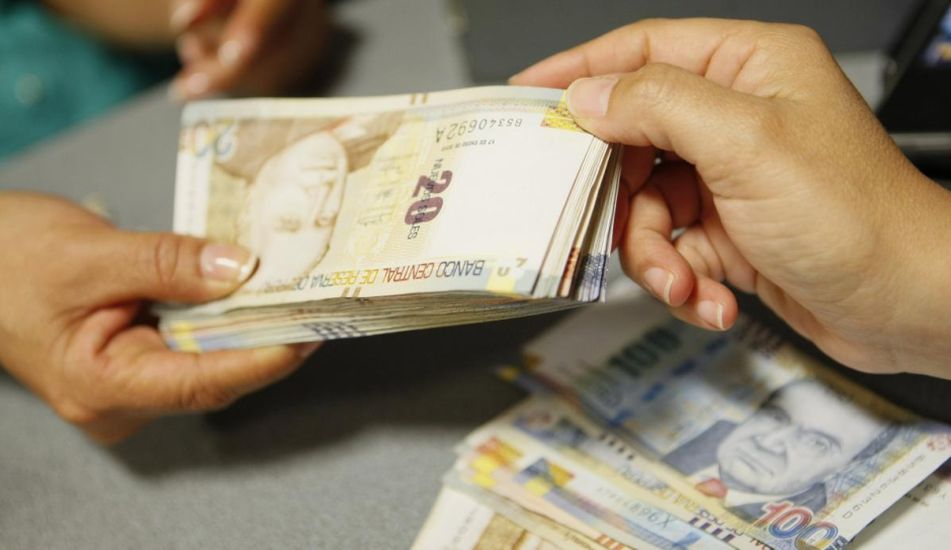 Dependiendo del régimen al que pertenezca el trabajador, le corresponderá la gratificación. (Foto: GEC)
