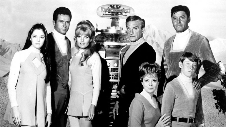 El elenco original del clásico 'Perdidos en el espacio' (Internet).