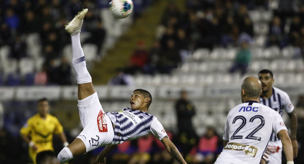 En 2019 fue titular en Alianza Lima y llegó a la selección peruana | Foto: Agencias