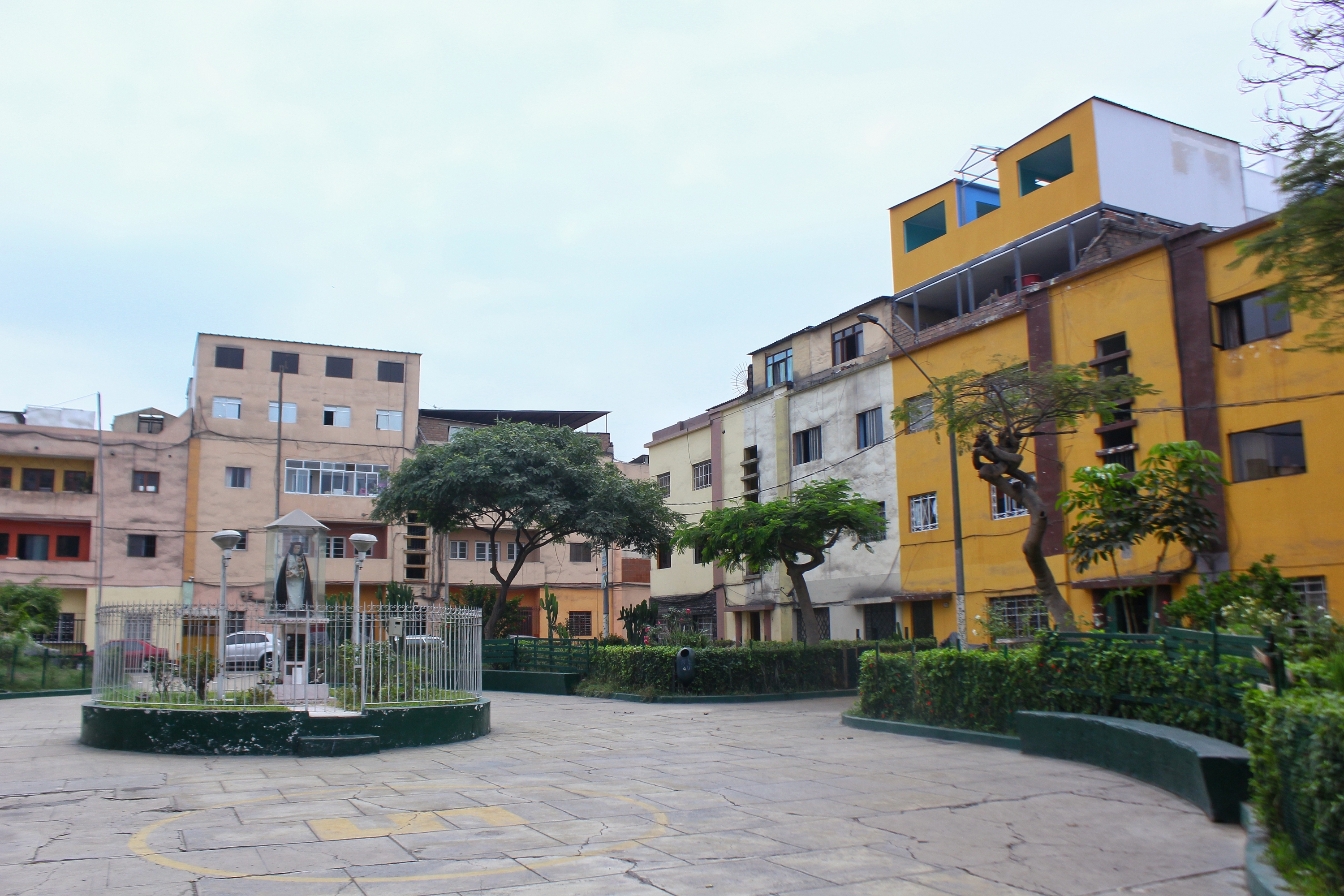El exclusivo urbanización 'La Abeja', ubicado dentro del movido El Porvenir. (Foto: Antonio Melgarejo)