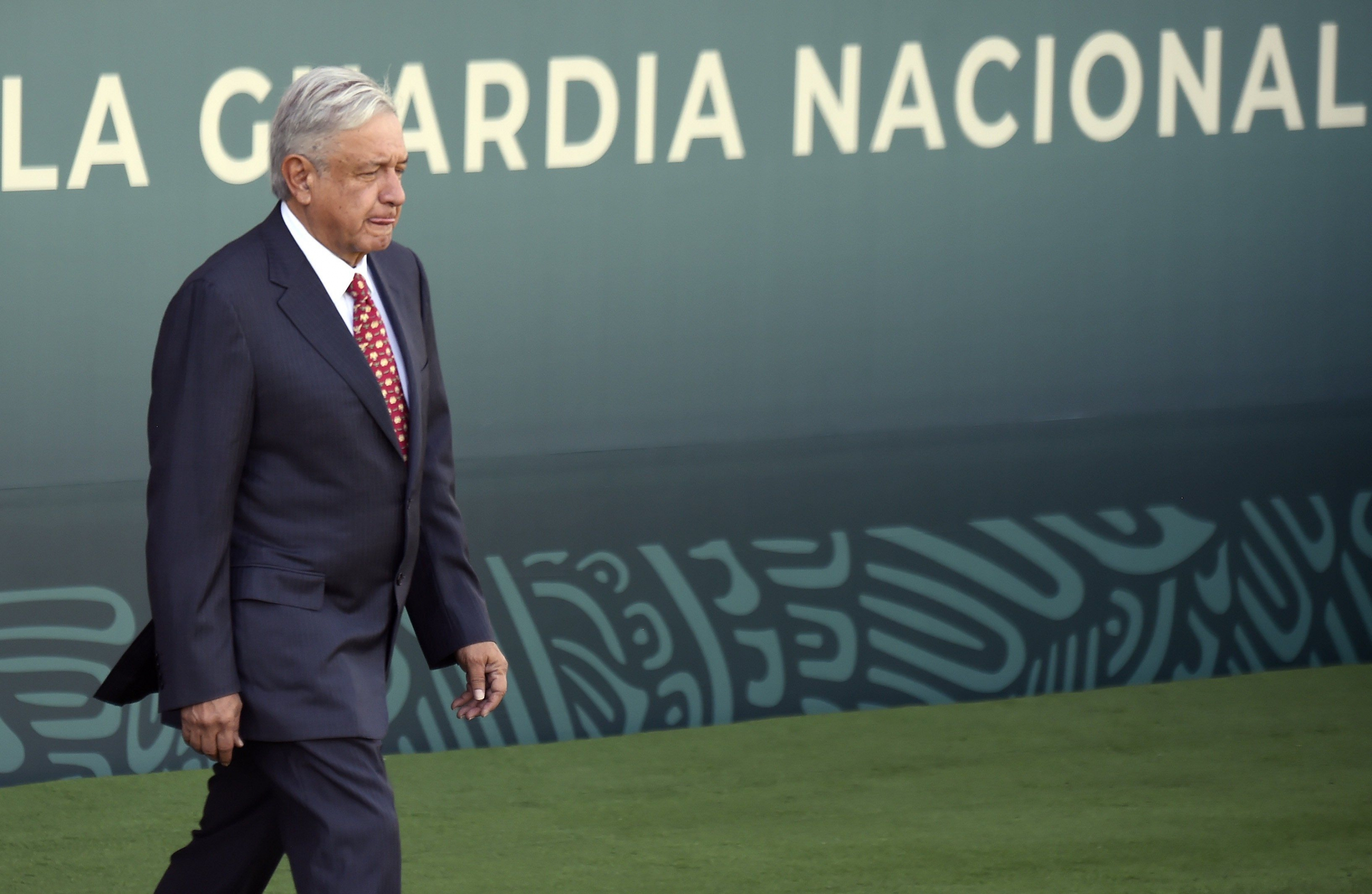 El Ejercito Mexicano, la Policía Federal, autoridades estatales y también elementos identificados de la nueva Guardia Nacional participaron de esta operación. (AP)