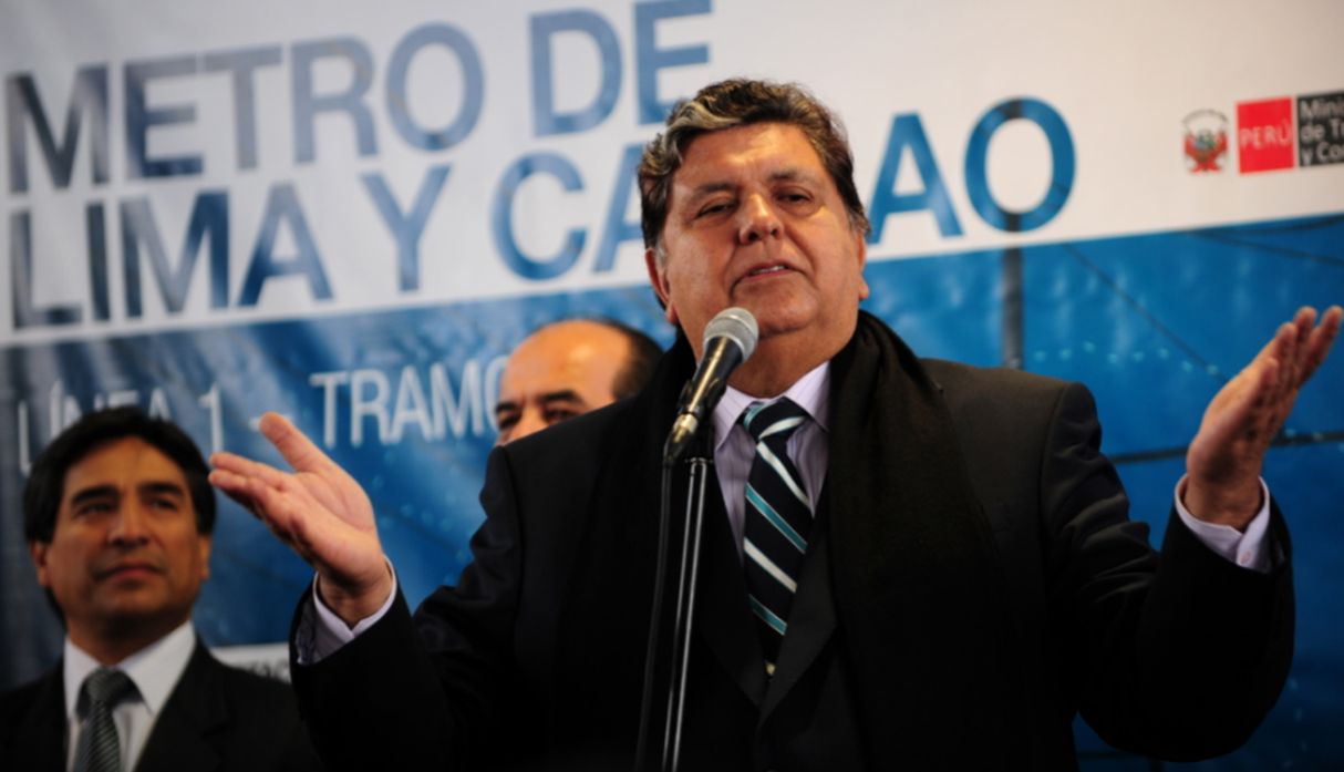 Gobierno declara tres días de duelo nacional por muerte de Alan García