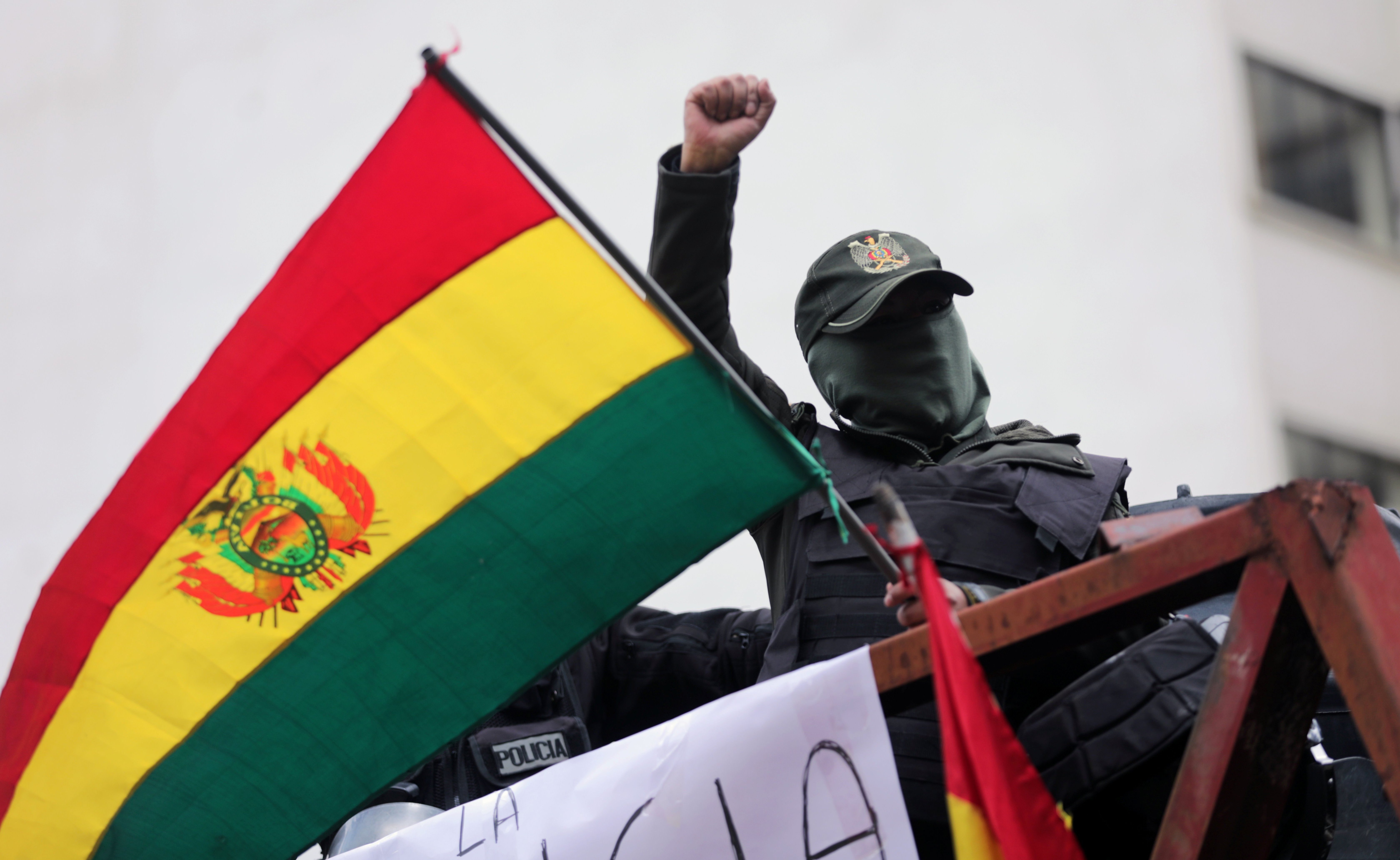 Evo Morales EN VIVO Policías de La Paz se suman al motín y se