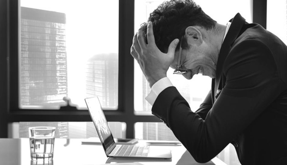 Renunciar a un trabajo donde no se siente cómodo es lomejor para su salud. (Foto:Freepik)