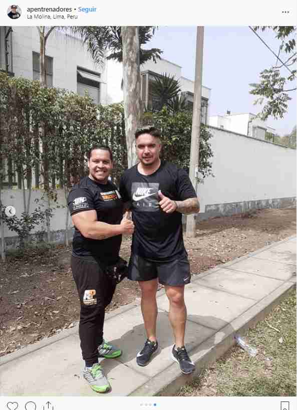 Juan Manuel Vargas junto a su entrenador personal. (Foto: Instagram APentrenadores)