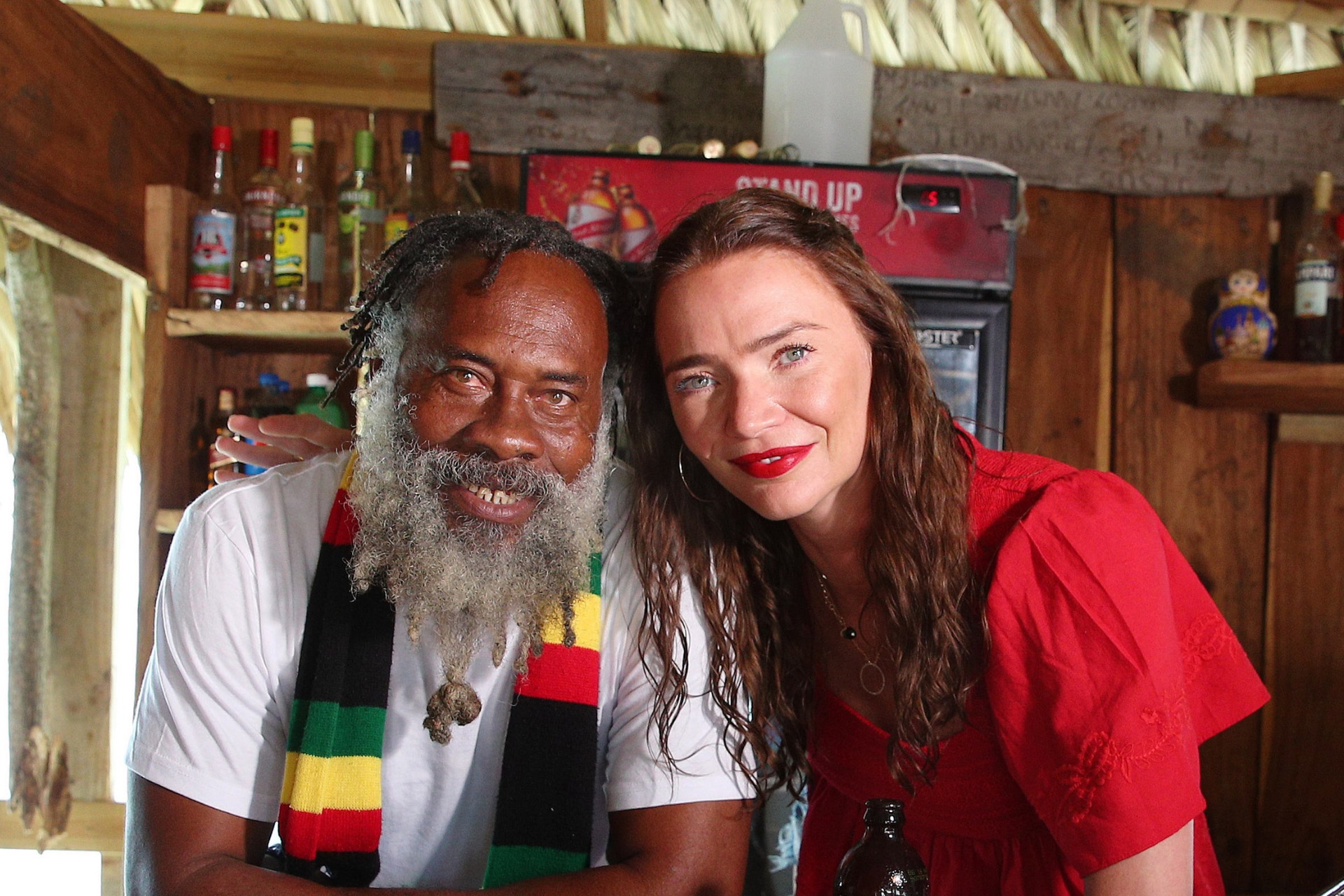 Tras 18 años detrás de la barra del Floyd’s Pelican Bar en Jamaica, su propietario, Floyd Forbes, ha decidido tomarse un descanso. (Facebook)