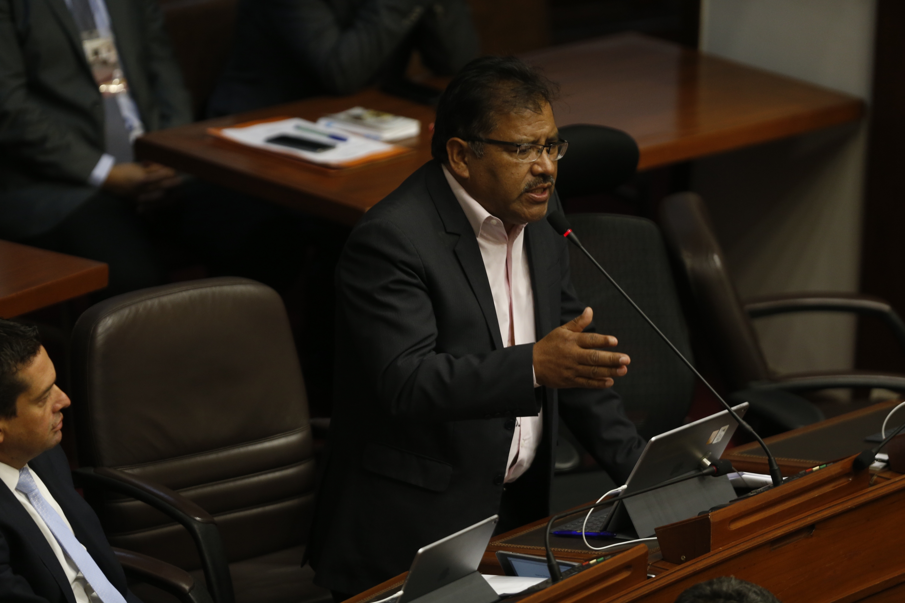 Fuerza Popular anuncia la reincorporación del congresista Israel Lazo