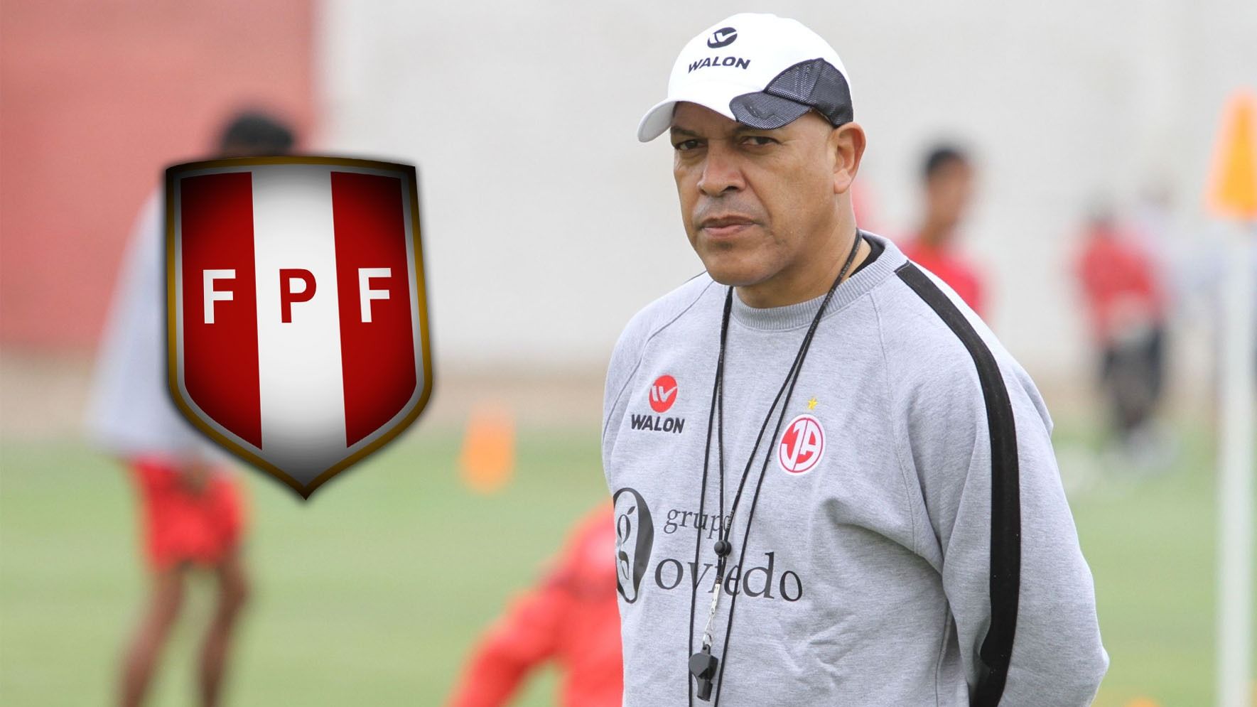 ¿La está haciendo de espía? Roberto Mosquera recibió la visita del asistente técnico de Bolivia