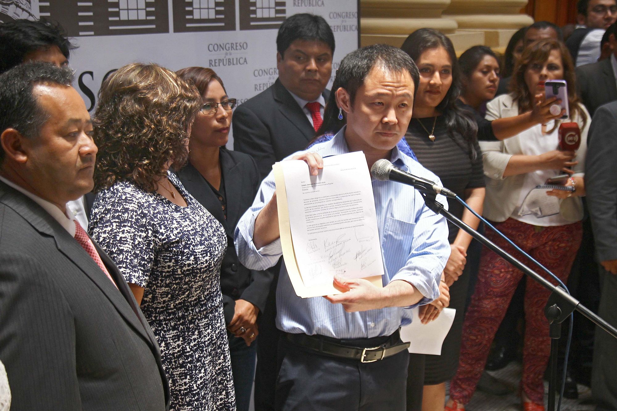 Presentan proyecto de ley que busca liberar a Alberto Fujimori