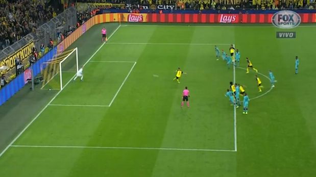 Ter Stegen, figura del Barcelona ante el Dortmund: mira el penal que atajó en la Champions League | VIDEO