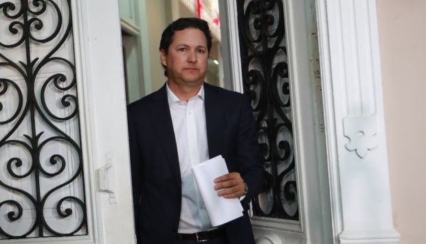 Daniel Salaverry: "Sería un grave error que Vizcarra cierre el Congreso"