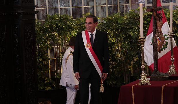 Martín Vizcarra suma cinco ministros-congresistas en menos de un año