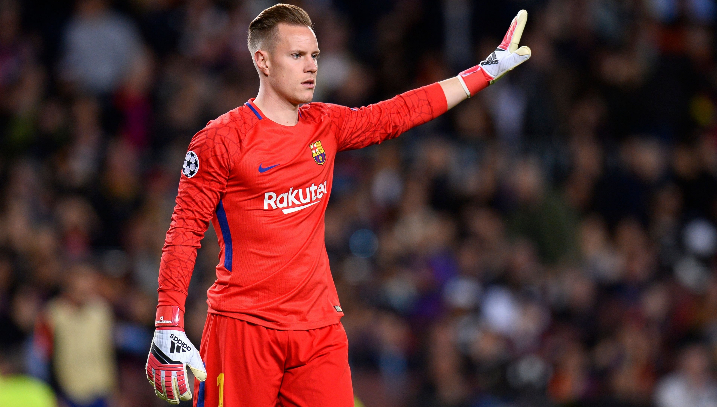 Ter Stegen eligió a los cinco arqueros del momento y ninguno juega en España