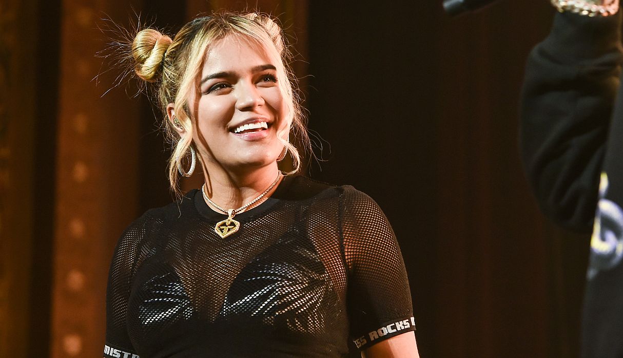 Karol G, emocionada tras multitudinario concierto en Marruecos