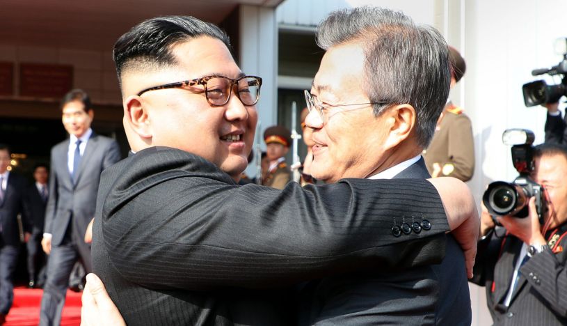 Kim Jong-un y Moon Jae-in se reúnen en secreto para tratar cumbre con Trump
