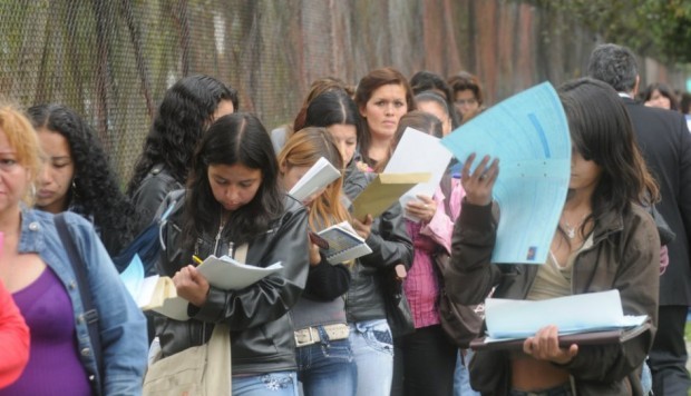 ¿Se debería retomar el debate de la propuesta de ley de empleo juvenil?