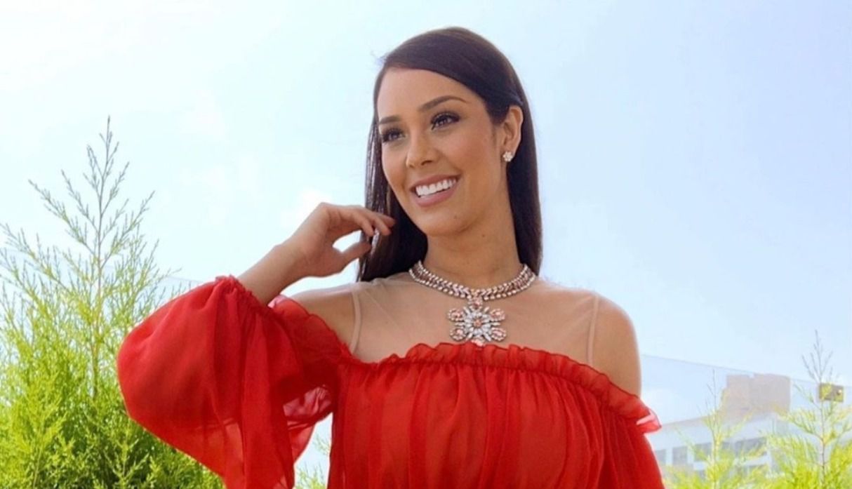 Karen Schwarz publicó foto de su infancia y sus fans reconocen el gran parecido con su hija. (Foto: Instagram)