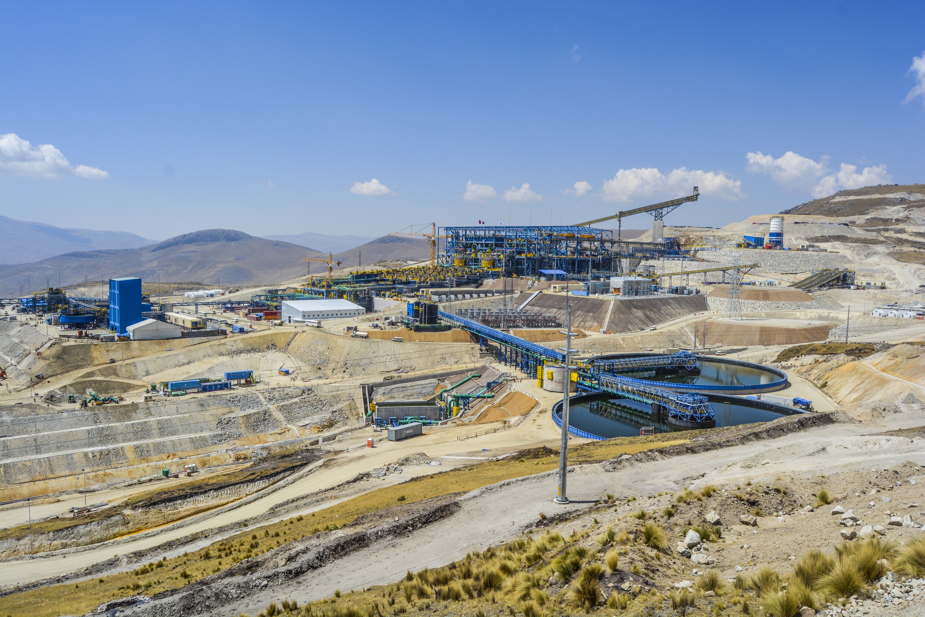 MMG: producción de cobre en Las Bambas podría verse afectada en 'corto plazo' por bloqueo
