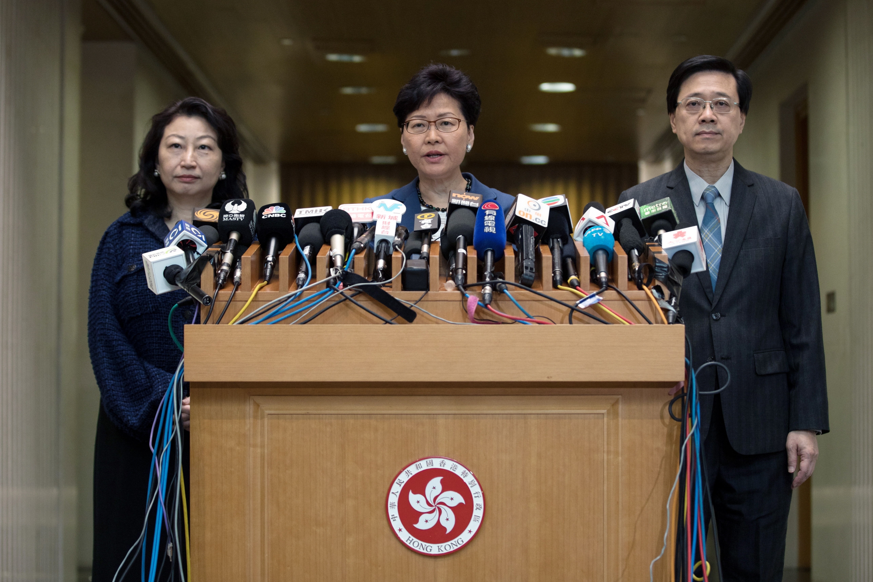 Lam aclaró en una rueda de prensa que el proyecto, que podría permitir a China acceder a "fugitivos" en territorio hongkonés, queda "suspendido" temporalmente. (Foto: EFE)