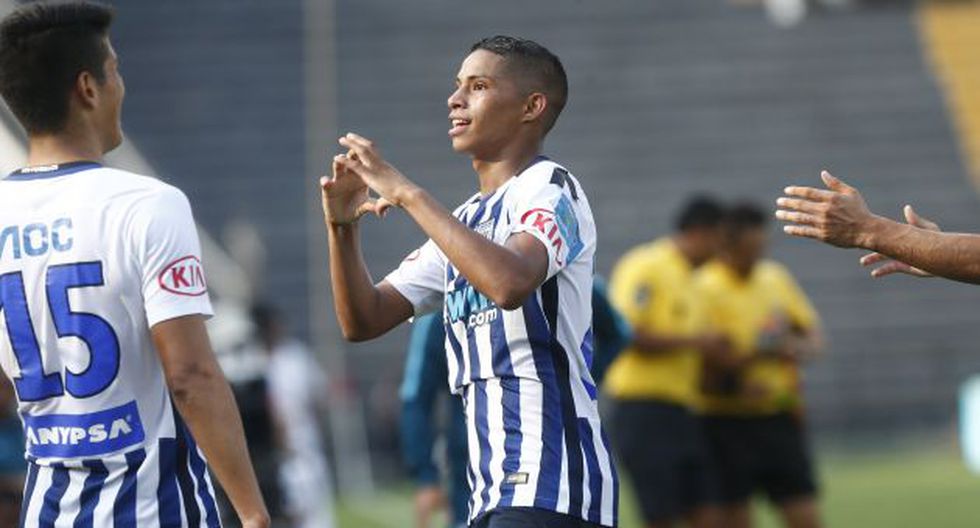 Kevin Quevedo debutó en Alianza Lima en el 2017 bajo la dirección técnica de Pablo Bengoechea | Foto: Agencias
