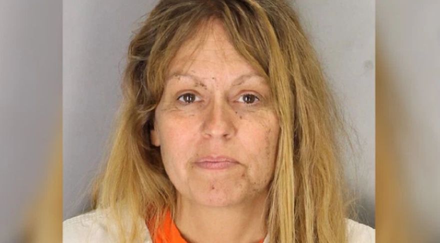 California: Madre que intentó matar a su hijo hace 12 años, lo asesina ahogándolo