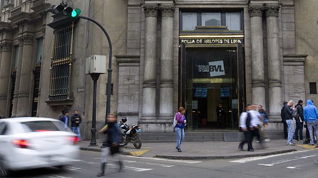 Bolsa de Valores abre con todos los indicadores en verde