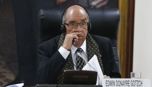 Edwin Donayre: comisión verá mañana informe para levantarle la inmunidad