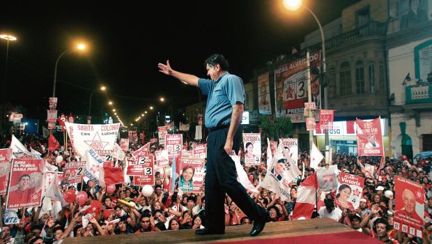 Congresistas piden que Alan García explique aportes a su campaña del 2006