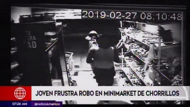 Chorrillos: joven se enfrenta a delincuentes armados para evitar asalto minimarket