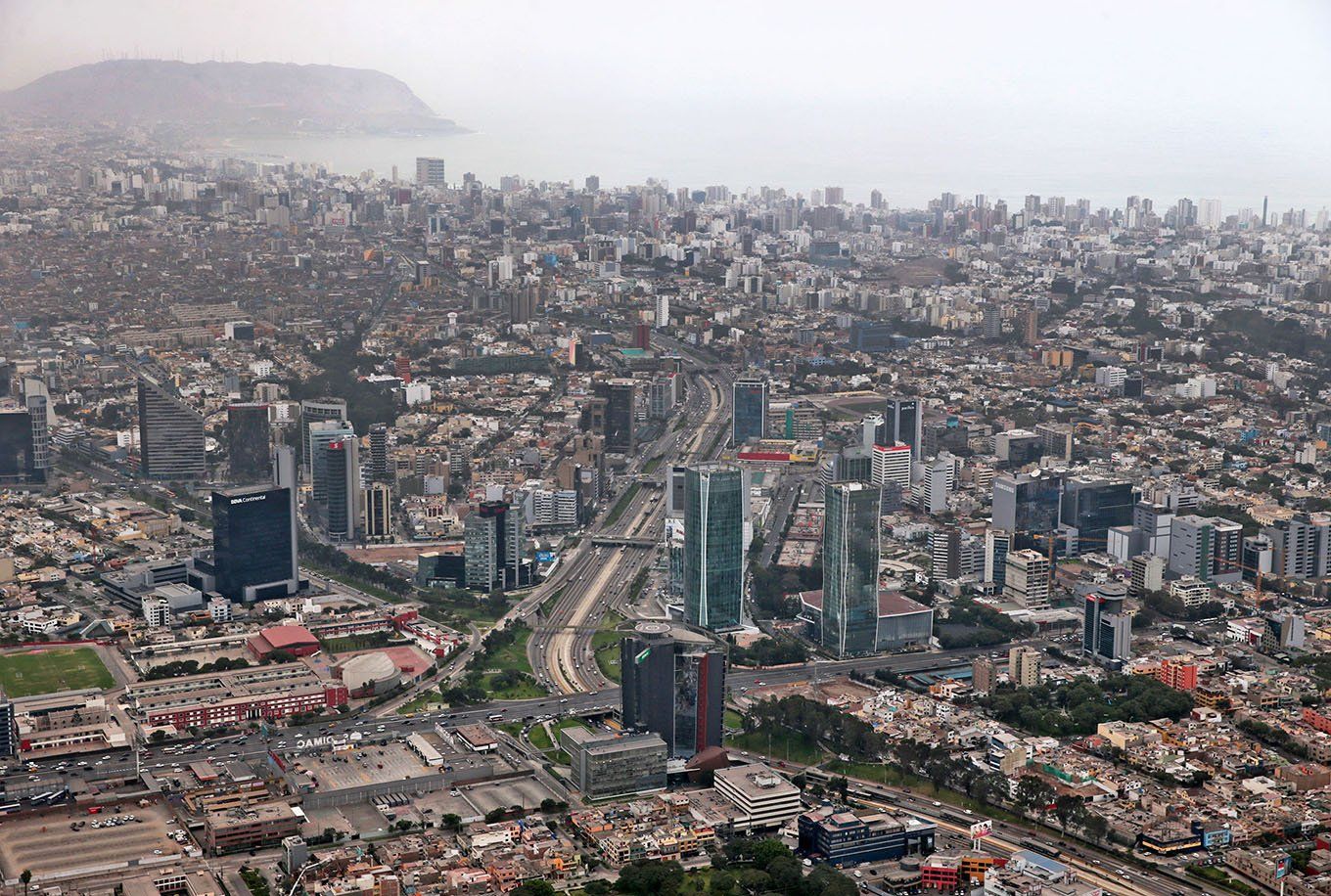 FMI rebaja proyección de crecimiento del Perú a 2,6% para este año
