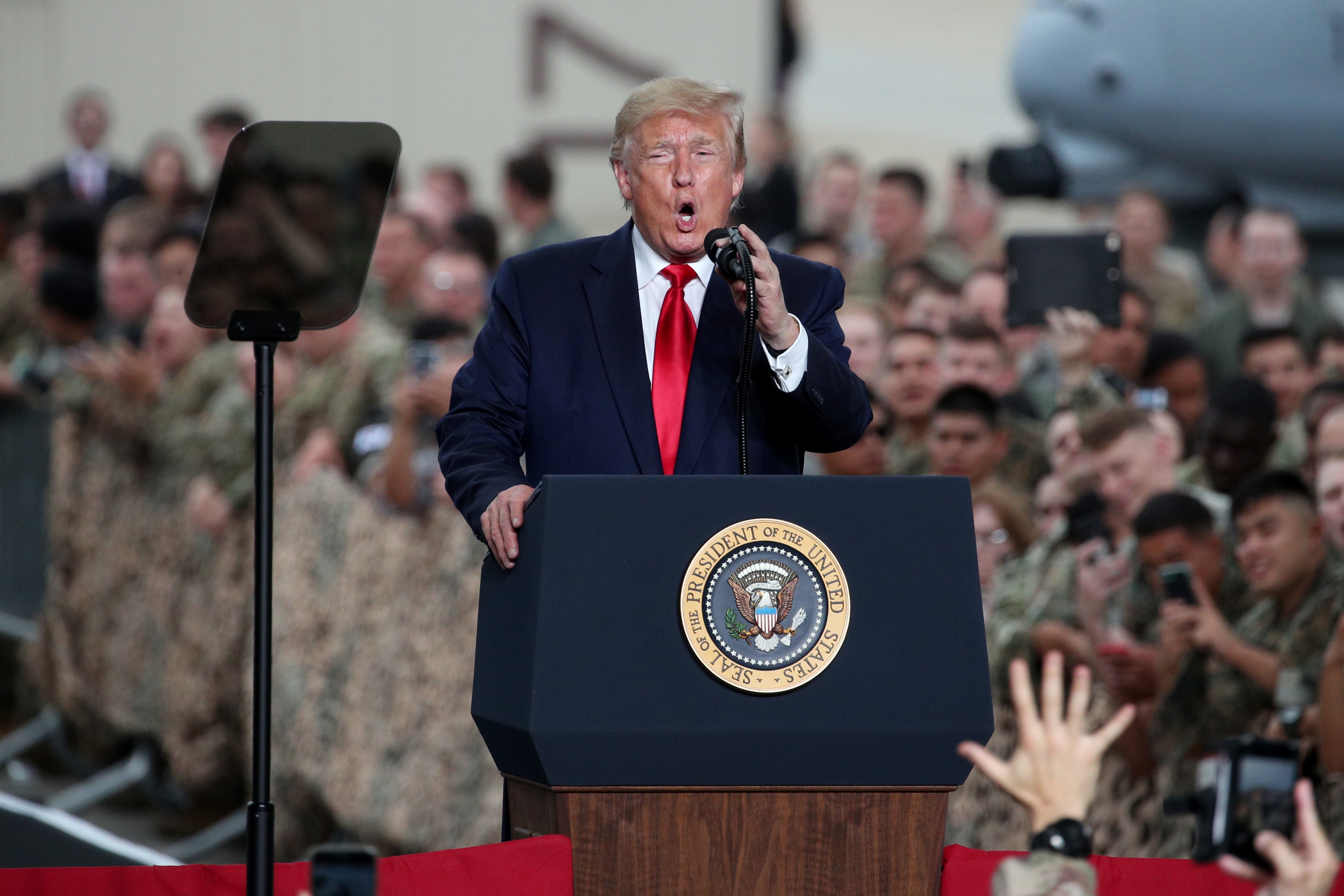 Trump intensifica su guerra contra las redes sociales