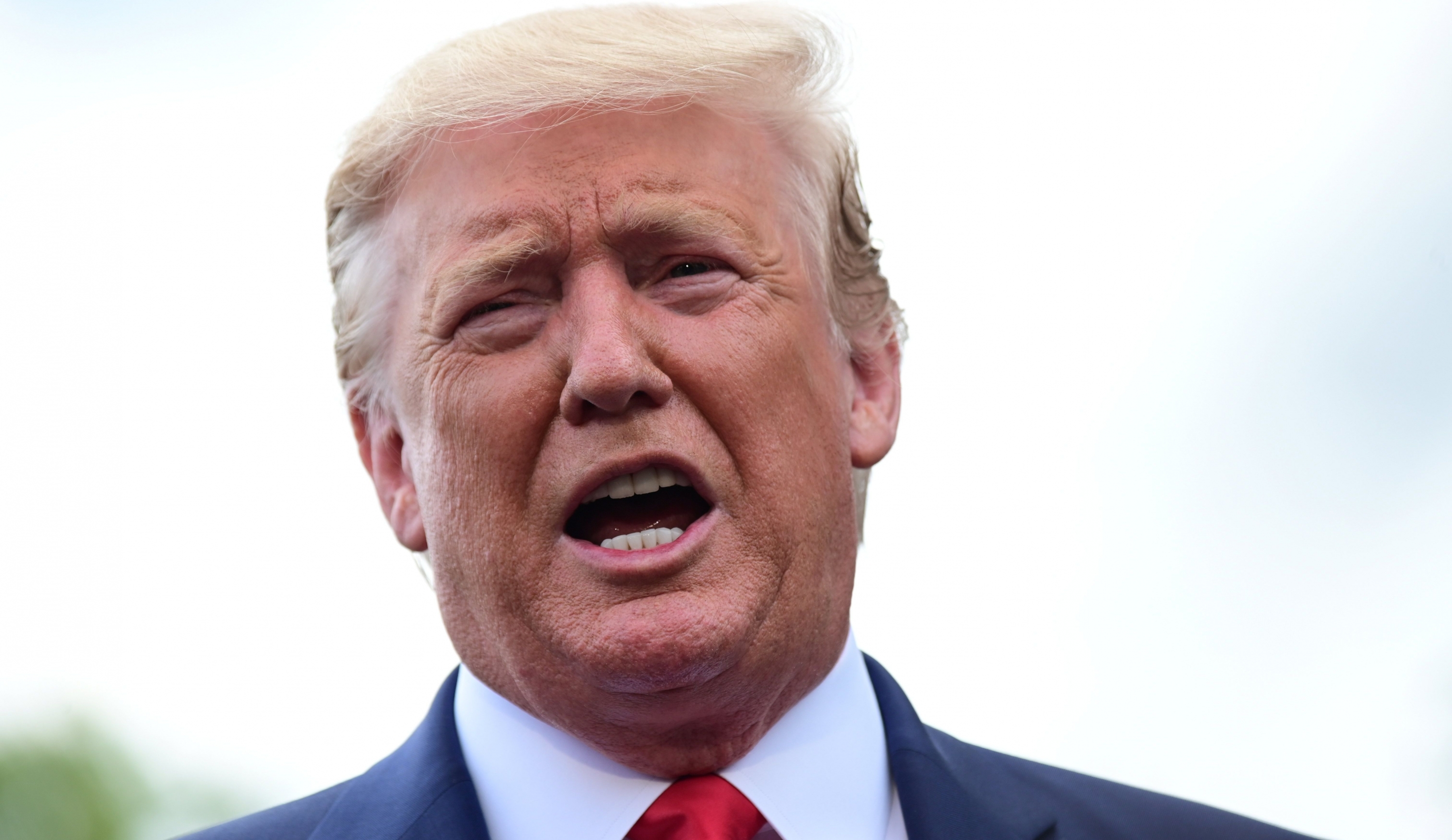 Trump da por "muertas" las conversaciones de paz con los talibanes