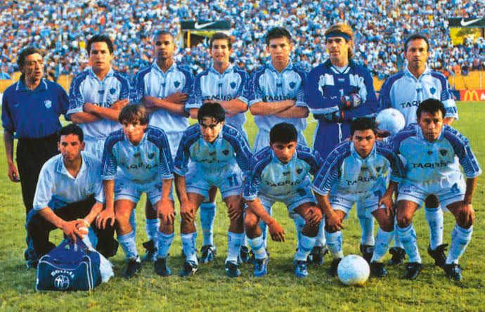 Jorge Hirano fue multicampeón con el Bolivar de Bolivia con cuatro títulos ligueros: 1987, 1988, 1991 y 1992. Jorge Hirano fue multicampeón con el Bolivar de Bolivia con cuatro títulos ligueros: 1987, 1988, 1991 y 1992.