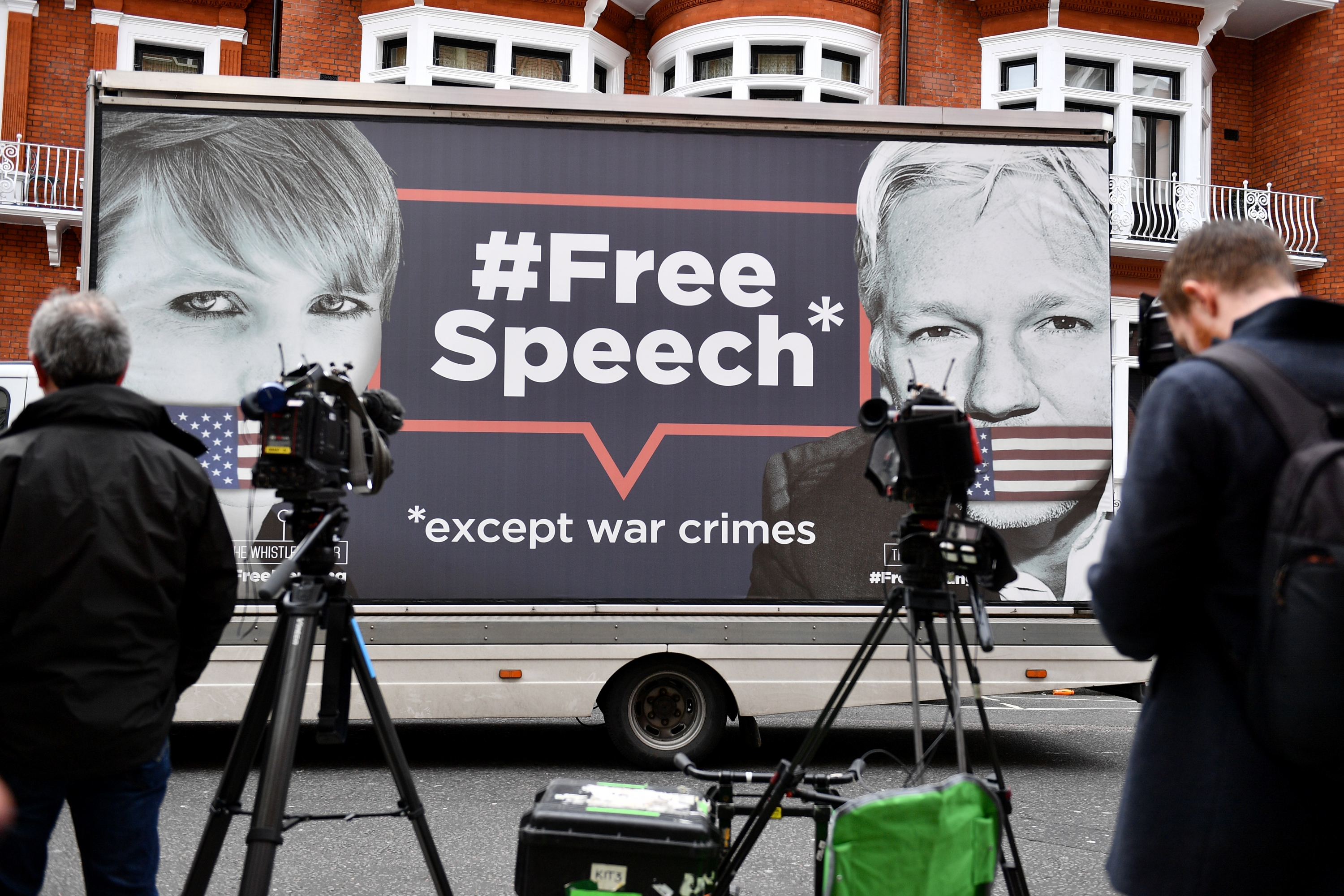 Julian Assange, fundador de WikiLeaks, fue arrestado este jueves en la embajada de Ecuador en Londres. (Foto: AFP)