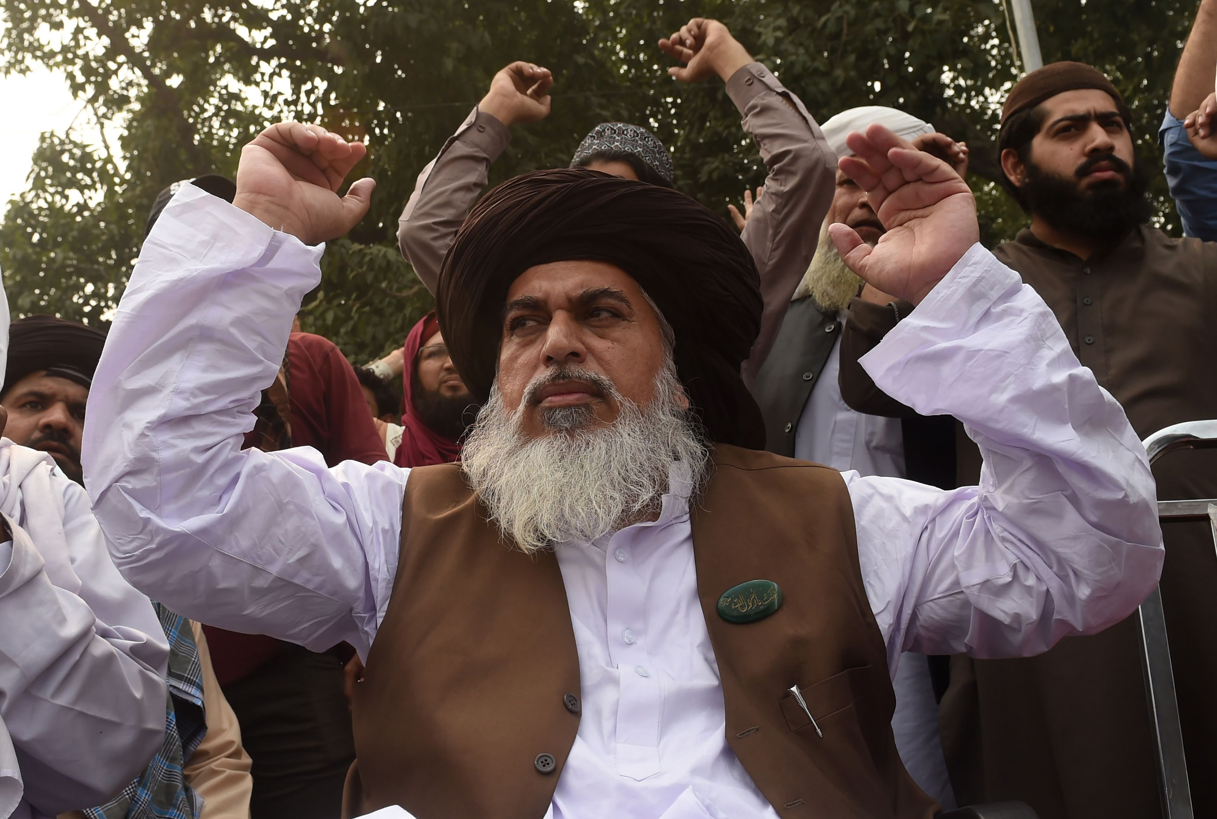 Detienen al clérigo que lideró las protestas contra la cristiana Asia Bibi en Pakistán